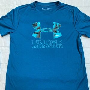 under armour matching shirt and shorts - size med